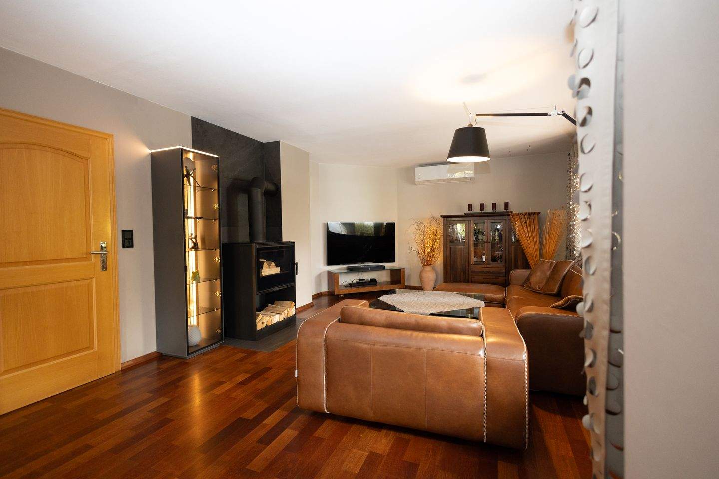 Immobilie in Ellingen - Familientraum & Gartenparadies: Gepflegtes EFH in ruhiger Umgebung - Bild 3