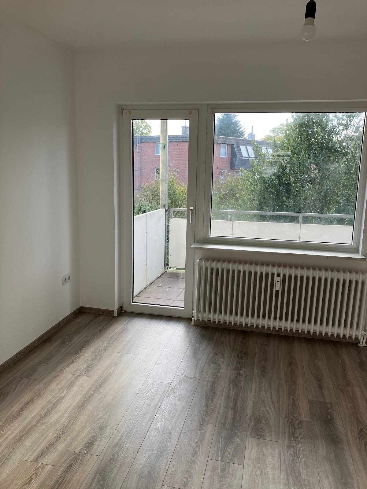 Wohnung zur Miete 430 € 3 Zimmer 56,7 m²<br/>Wohnfläche 1.<br/>Geschoss ab sofort<br/>Verfügbarkeit Ammerländer Straße 9 Brake Brake 26919