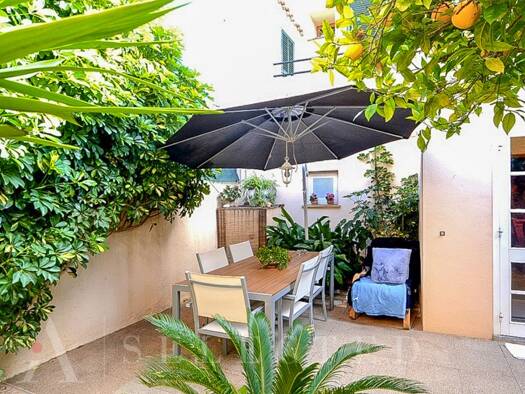 Haus zum Kauf 1.100.000 € 5 Zimmer 277 m² 204 m² Grundstück Sencelles