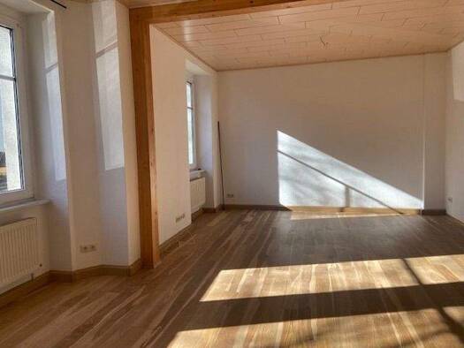 Studio zur Miete 750 € 3 Zimmer 88 m² EG frei ab 01.01.2026 Arnstadt 99310