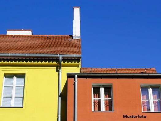Reihenmittelhaus zum Kauf 223.900 € 236 m² 220 m² Grundstück Crimmitschau 08451