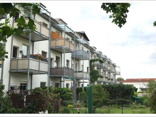 Wohnung zur Miete 564 € 3 Zimmer 90 m² 3 Geschosse frei ab sofort Innenstadt Riesa 01589