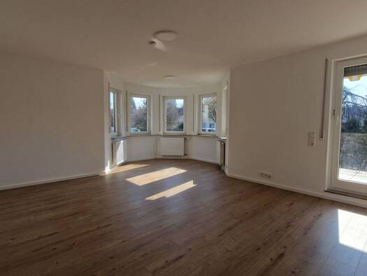 Terrassenwohnung zur Miete 1.200 € 3 Zimmer 78 m² Geschoss EG/2 frei ab sofort Metzingen 72555