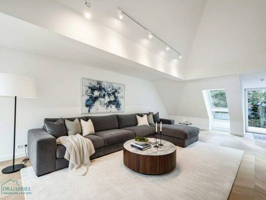 Wohnung zur Miete - Erstbezug 4.393 € 4 Zimmer 230 m² 2. Geschoss frei ab sofort Wien 1180