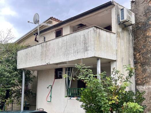 Reihenmittelhaus zum Kauf 240.000 € 3 Zimmer 240 m² Baška