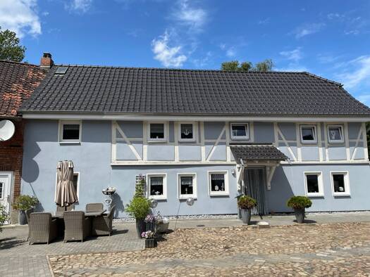 Haus zum Kauf 360.000 € 6 Zimmer 171 m² 2.185 m² Grundstück Vordorfer Straße 3 Querenhorst 38368