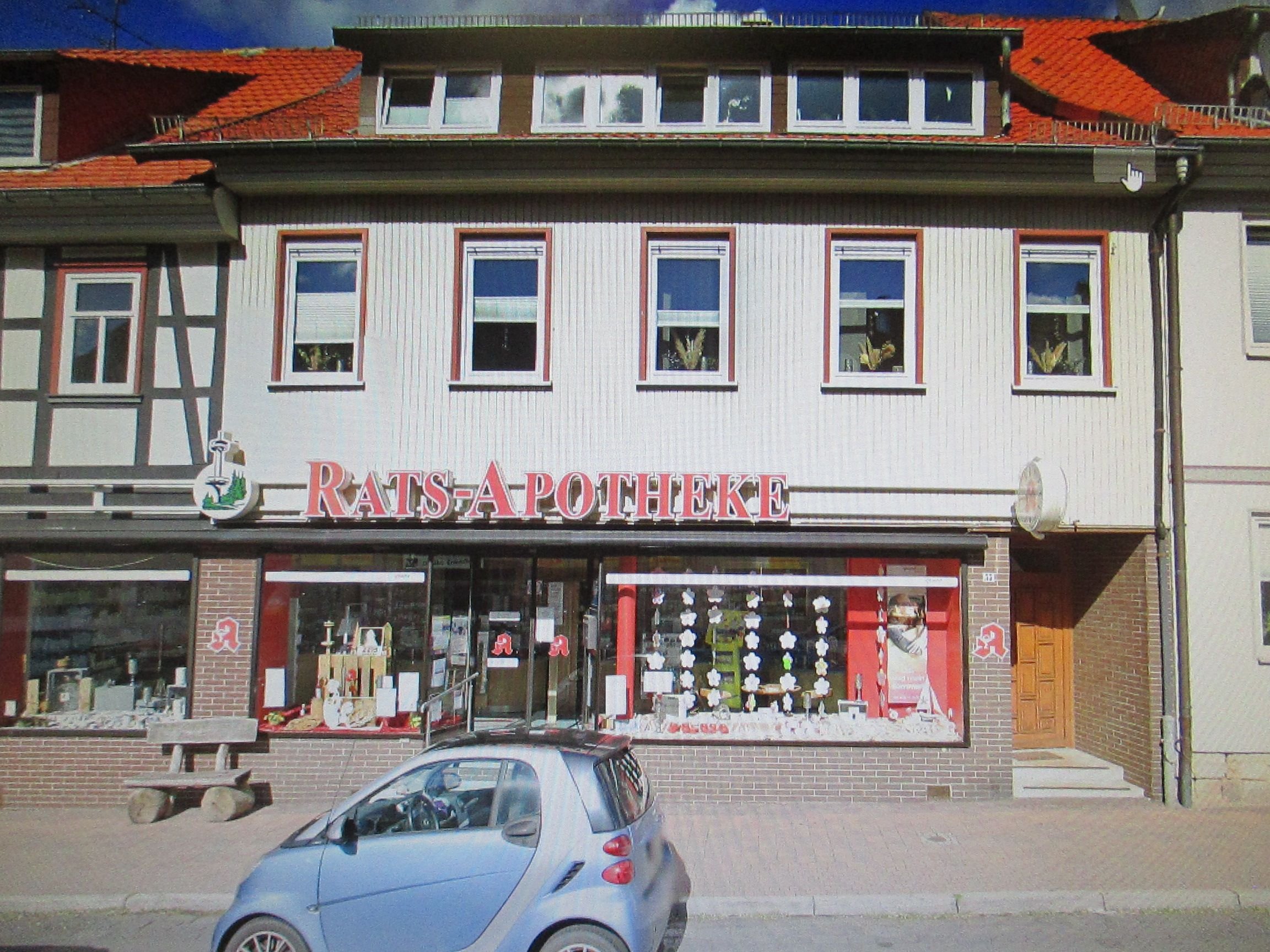 Stadthaus zum Kauf 330.000 € 10 Zimmer 330 m²<br/>Wohnfläche 322 m²<br/>Grundstück Lange Str. 55 Dransfeld Dransfeld 37127