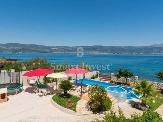 Haus zum Kauf 1.200.000 € 8 Zimmer 260 m² Ciovo, Trogir Trogir