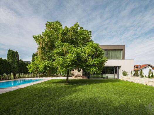 Villa zum Kauf 4.500.000 € 10 Zimmer 439 m² 1.227 m² Grundstück Wals / Siezenheim 5071