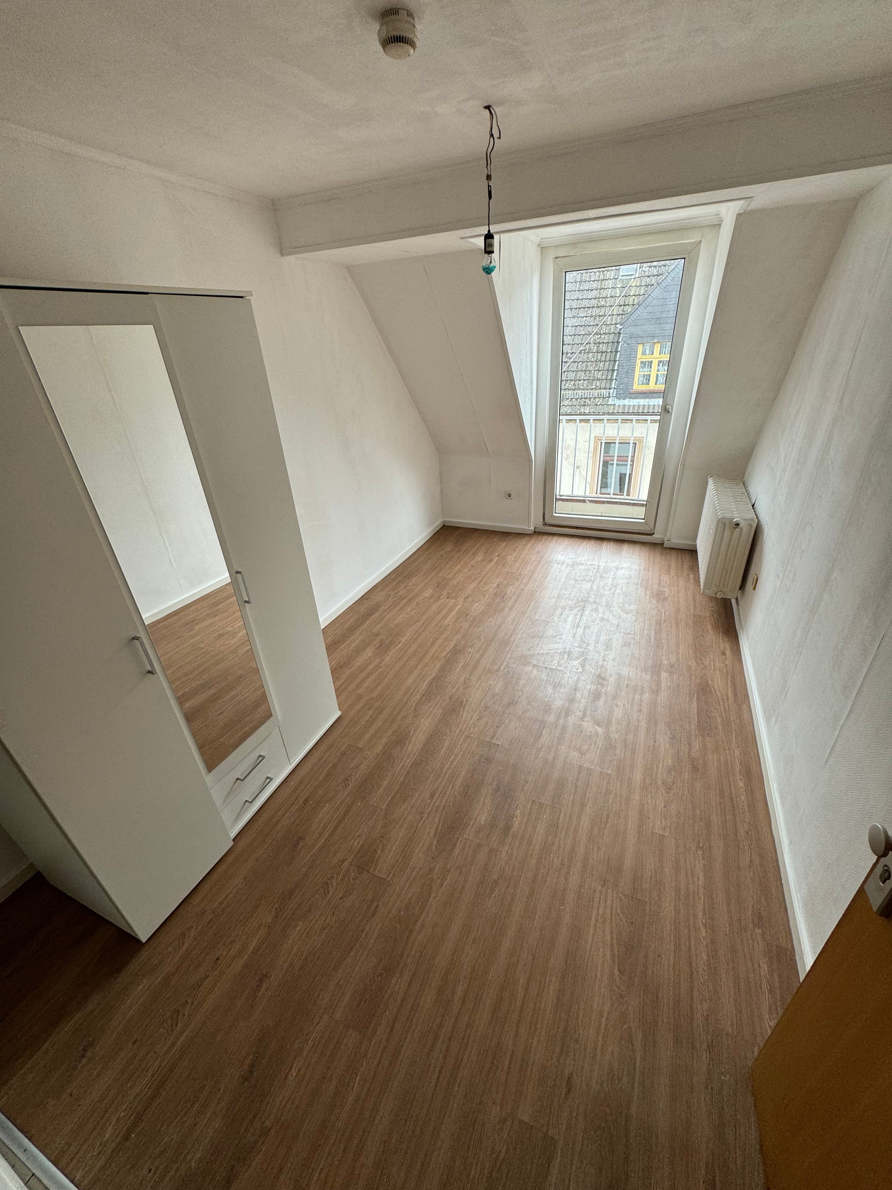 Wohnung zur Miete 340 € 1 Zimmer 16 m²<br/>Wohnfläche ab sofort<br/>Verfügbarkeit Kastel - Mitte Wiesbaden 55252