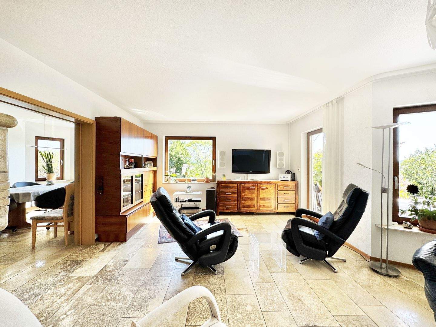 Property thumbnail 4