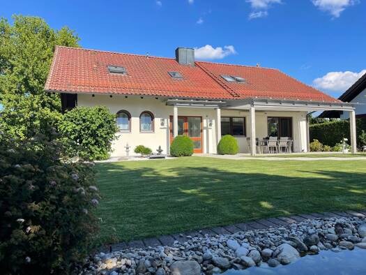 Einfamilienhaus zum Kauf provisionsfrei 1.890.000 € 6 Zimmer 242 m² 1.070 m² Grundstück Ingelsberg 12 Ingelsberg Zorneding 85604