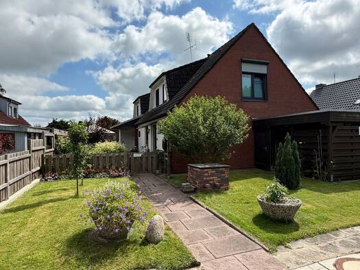Mehrfamilienhaus zum Kauf 239.900 € 7,5 Zimmer 215 m² 906 m² Grundstück Sandstedt Hagen im Bremischen 27628