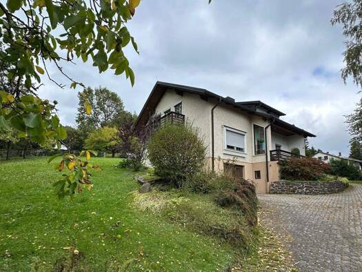 Einfamilienhaus zum Kauf 245.000 € 5 Zimmer 170 m² 1.773 m² Grundstück Waldmünchen 93449