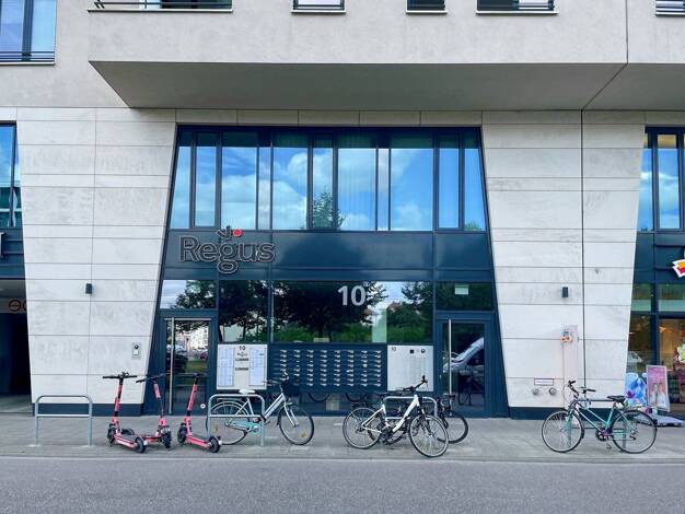 Bürofläche zur Miete provisionsfrei 739 € 10 m² Bürofläche Ludwig-Erhard-Allee 10 Oststadt Südstadt 76131