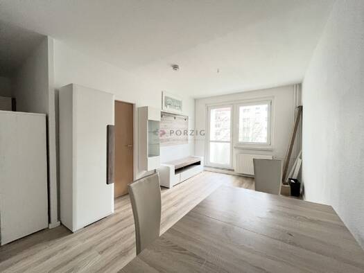 Wohnung zur Miete 330 € 3 Zimmer 55 m² Marie-Tilch-Straße 15 Hutholz Hutholz 09123