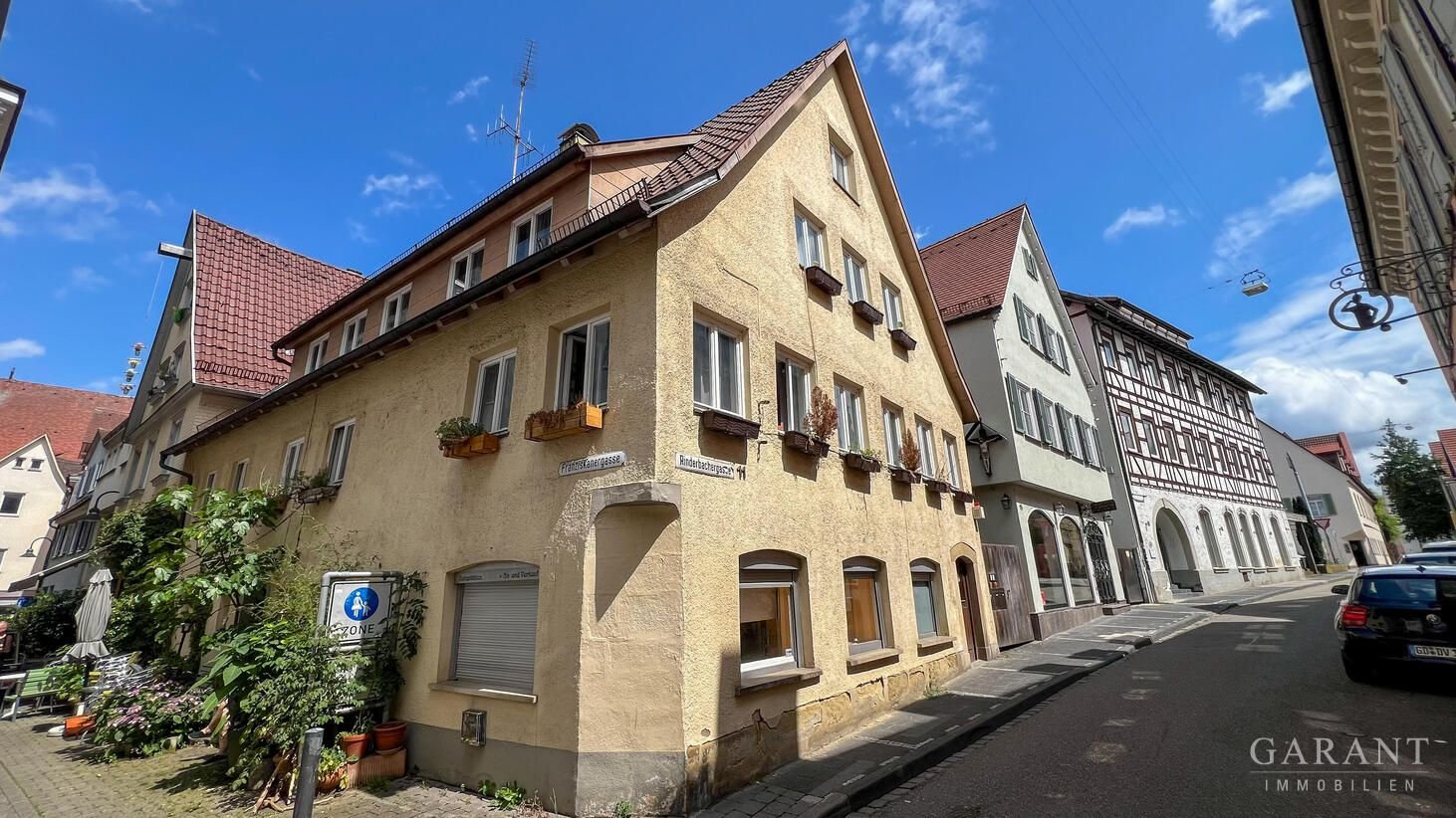 Einfamilienhaus zum Kauf 159.000 € 7,5 Zimmer 145 m²<br/>Wohnfläche 135 m²<br/>Grundstück Innenstadt Schwäbisch Gmünd 73525