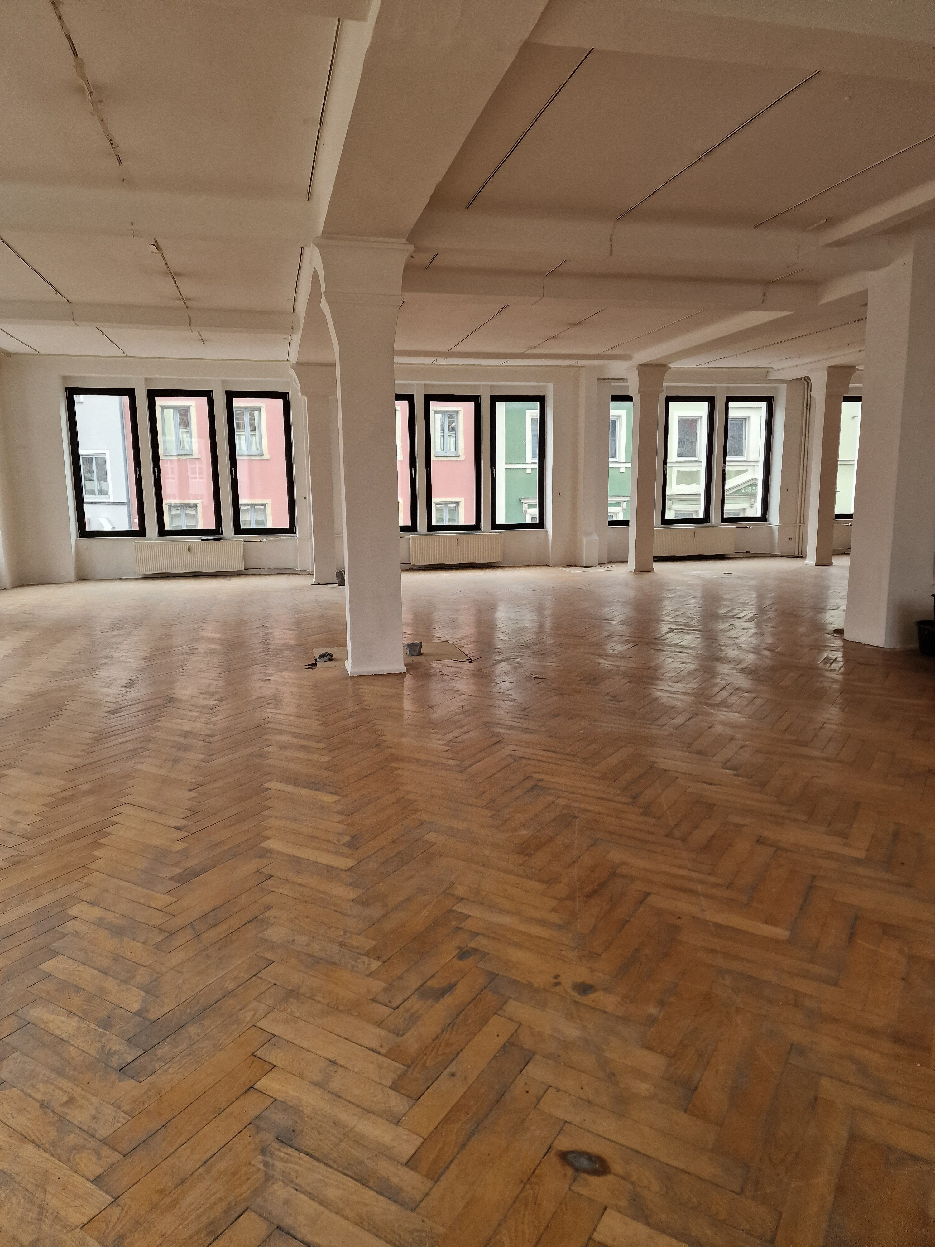 Büro-/Praxisfläche zur Miete provisionsfrei 3,50 € 1 Zimmer 286 m²<br/>Bürofläche Oberes Tor 5 Innenstadt Hof 95028