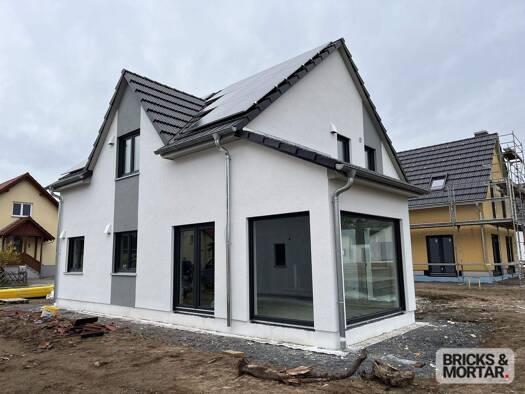 Einfamilienhaus zum Kauf - Erstbezug 450.000 € 6 Zimmer 138 m² 872 m² Grundstück Nossen 01683