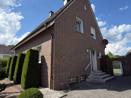 Einfamilienhaus zum Kauf 399.000 € 5 Zimmer 115 m² 712 m² Grundstück frei ab 01.10.2026 Wiedenbrück Rheda-Wiedenbrück 33378