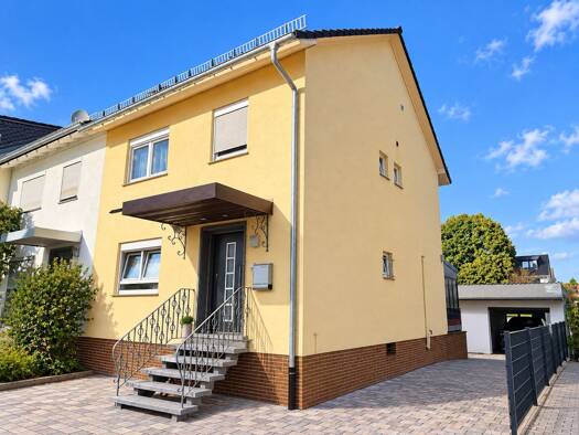 Reihenendhaus zum Kauf 445.000 € 4 Zimmer 130 m² 374 m² Grundstück Heppenheim Heppenheim 64646