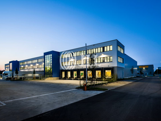 Lagerhalle zur Miete provisionsfrei 2.601,6 m² Lagerfläche teilbar ab 2.601,6 m² Ottobrunn 85521