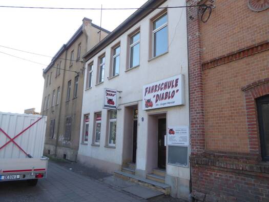 Reihenmittelhaus zum Kauf 55.000 € 185 m² Radegaster Str. 9 Zörbig 06780