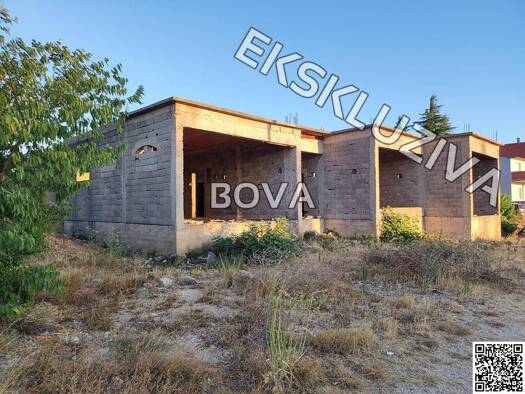 Haus zum Kauf 180.000 € 350 m² Obrovac