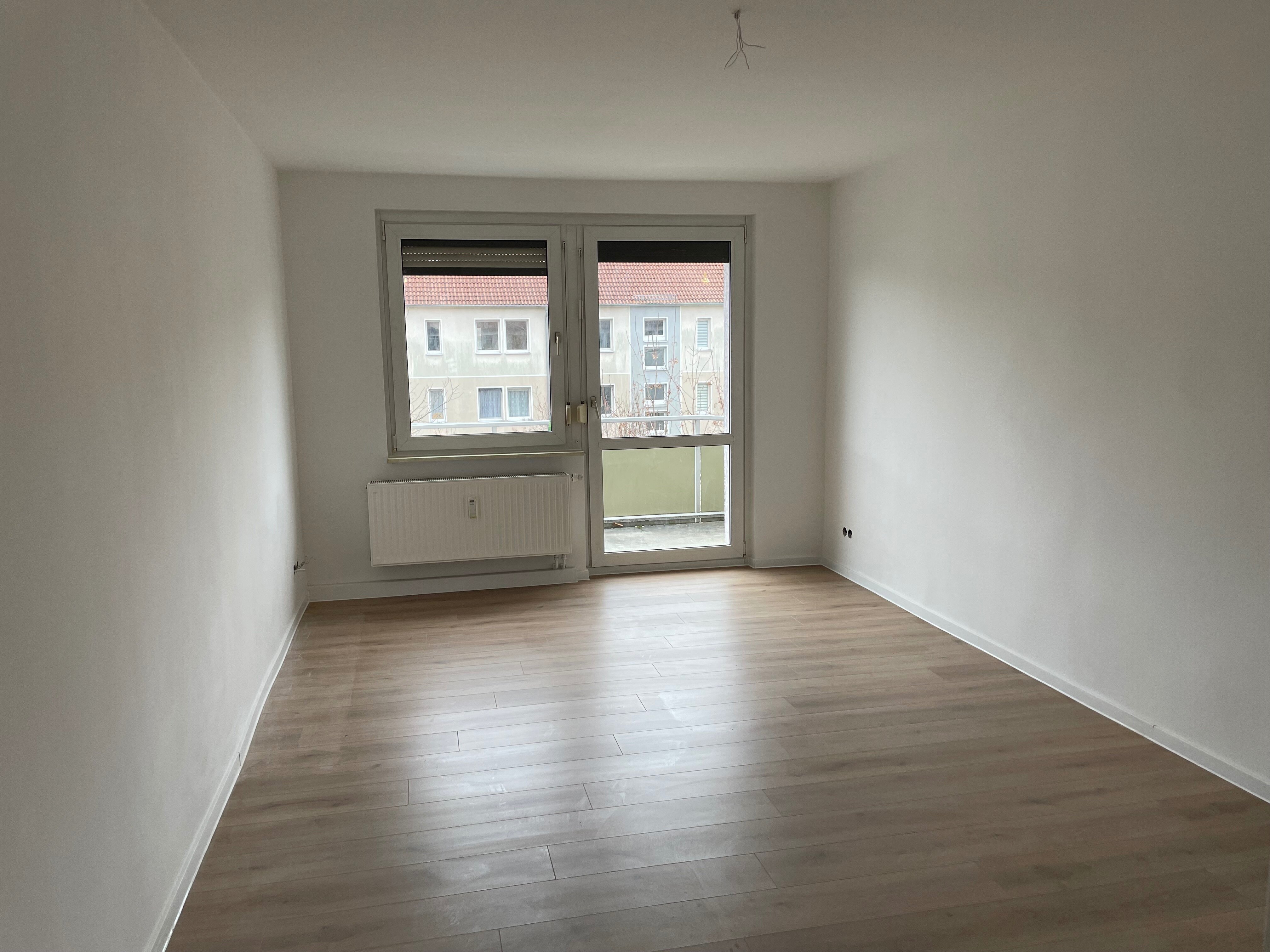 Studio zur Miete 248 € 1 Zimmer 31 m²<br/>Wohnfläche Hans-Beimler-Straße 11 Wolfen Bitterfeld-Wolfen 06766