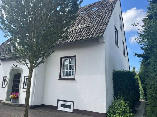 Wohnung zur Miete 980 € 3 Zimmer 100 m² frei ab sofort Kellen Kleve 47533