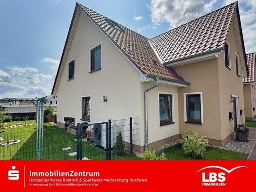 Reihenendhaus zum Kauf 399.000 € 4 Zimmer 106 m² 445 m² Grundstück Karow Dorf Mecklenburg 23972