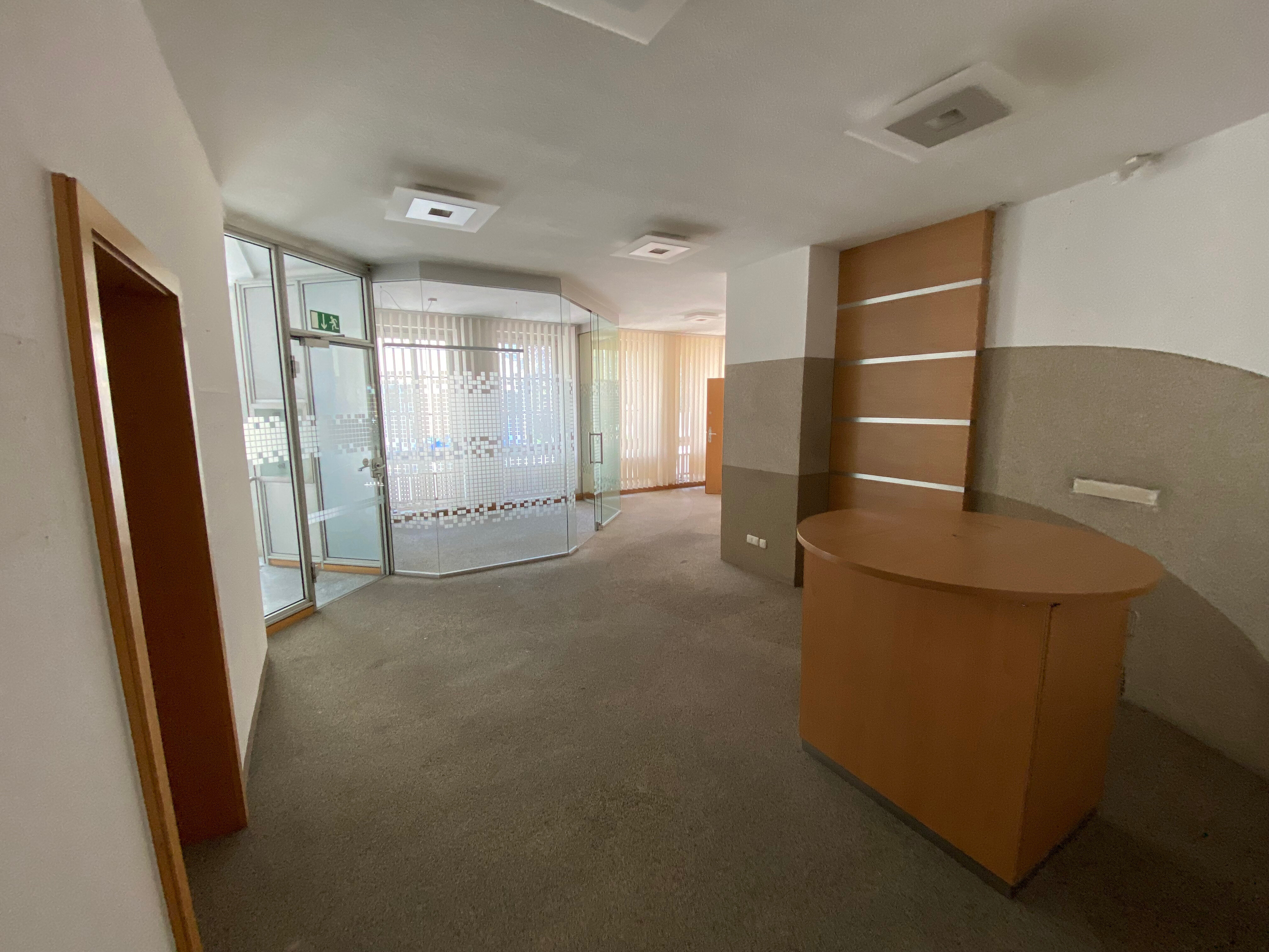 Bürofläche zur Miete 548 € 5 Zimmer 137 m²<br/>Bürofläche Schulstr. 2 Rodewisch Rodewisch 08228