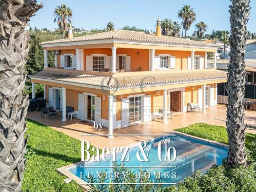 Villa zum Kauf 1.575.000 € 480 m² 705 m² Grundstück almancil