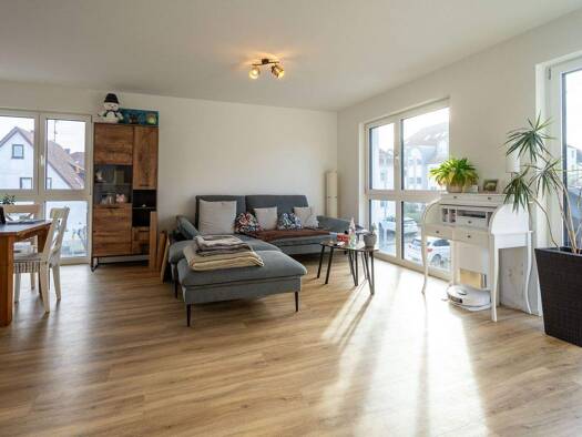 Wohnung zur Miete 1.070 € 3,5 Zimmer 90,4 m² 2. Geschoss frei ab 01.04.2026 Laichingen 89150