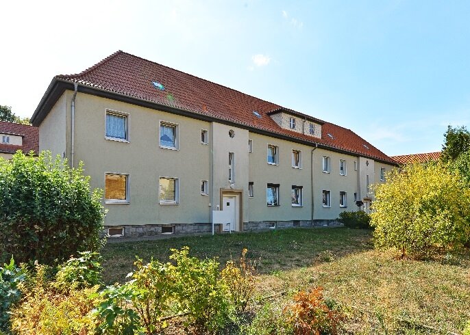 Wohnung zur Miete 308 € 2 Zimmer 44 m²<br/>Wohnfläche 1.<br/>Geschoss Arndtstraße 10 Oschersleben Oschersleben 39387