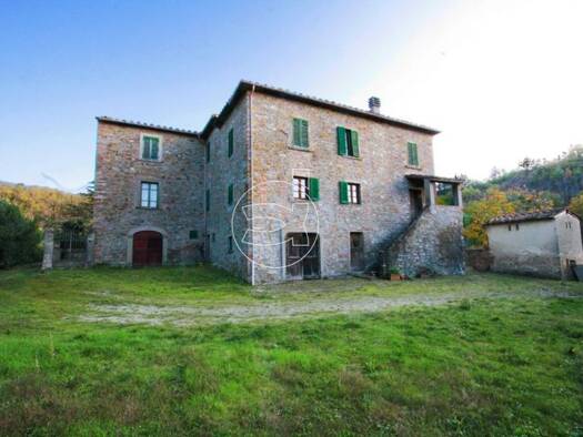 Einfamilienhaus zum Kauf 1.250.000 € 6 Zimmer 800 m² 30.000 m² Grundstück Arezzo
