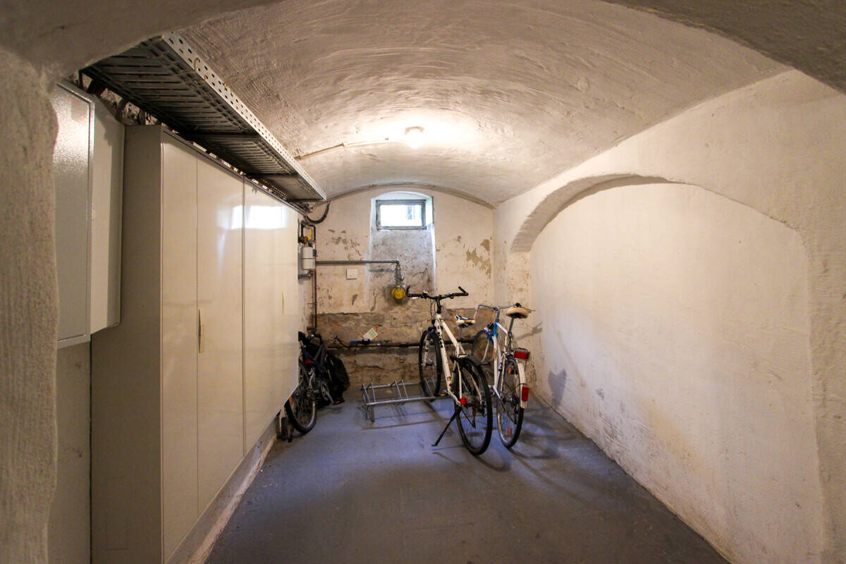 Property thumbnail 9