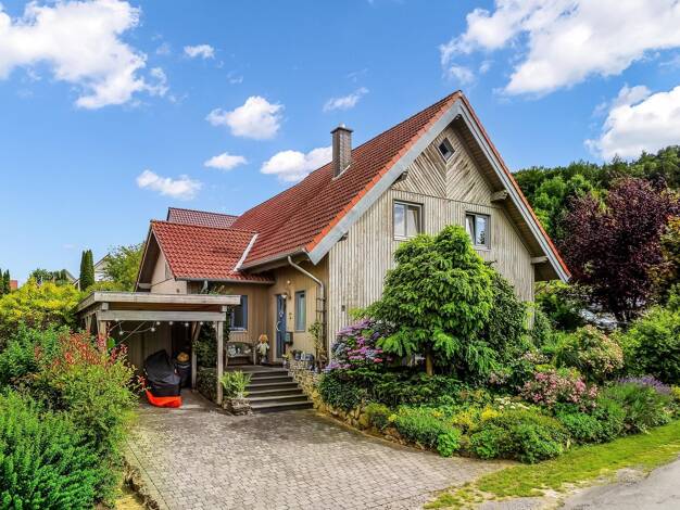 Haus zum Kauf 495.000 € 7 Zimmer 203 m² 609 m² Grundstück Wüsten Bad Salzuflen 32108