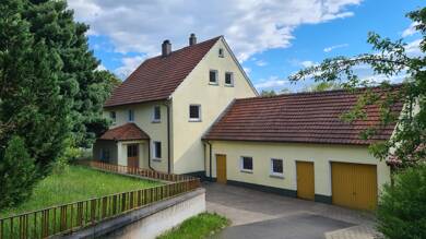 Haus zum Kauf 459.000 € 8 Zimmer 197 m² 2.480 m² Grundstück frei ab sofort Dipperz Dipperz 36160