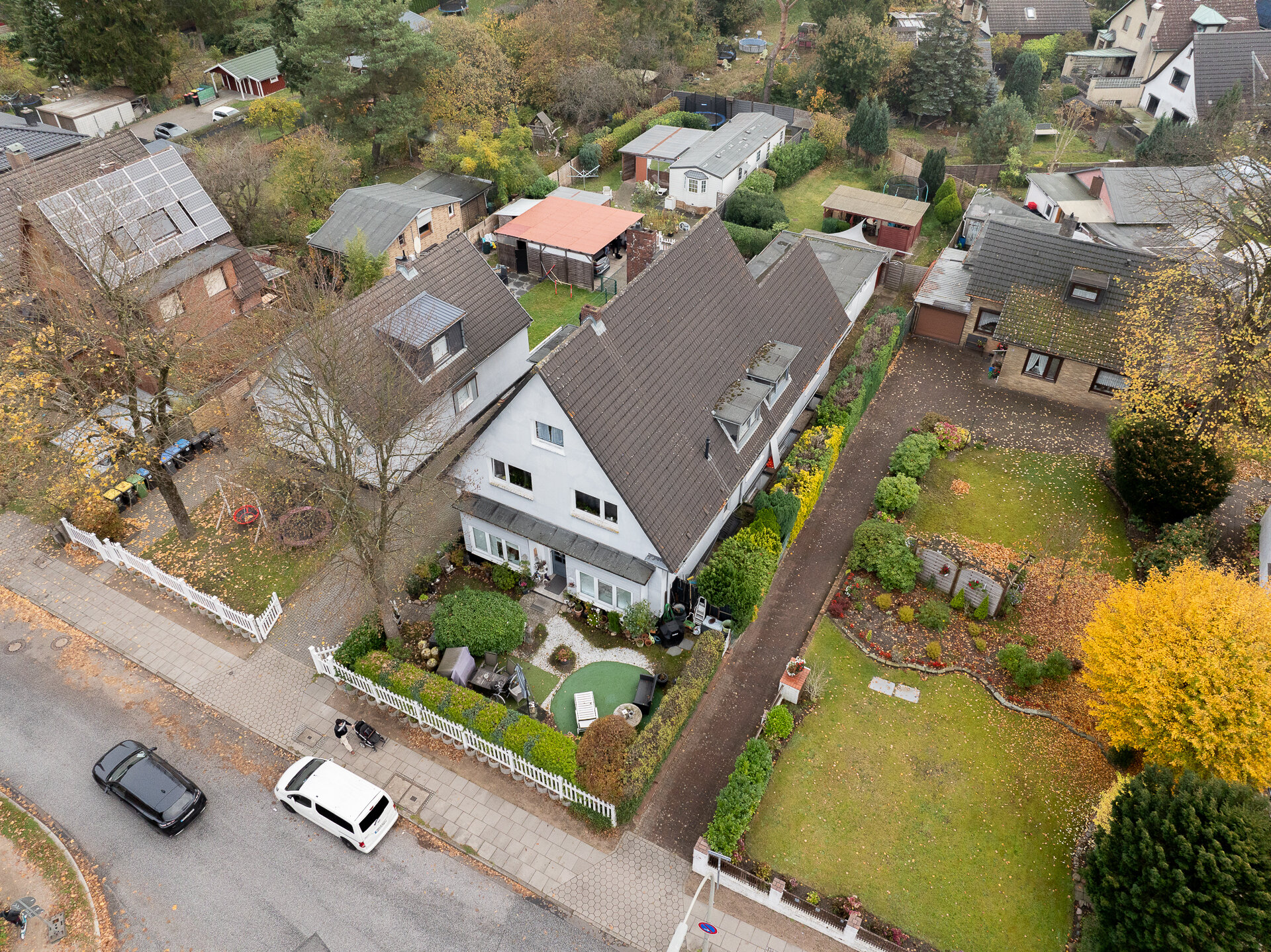 Mehrfamilienhaus zum Kauf als Kapitalanlage geeignet 1.200.000 € 302 m²<br/>Wohnfläche 840 m²<br/>Grundstück Lurup Hamburg 22549