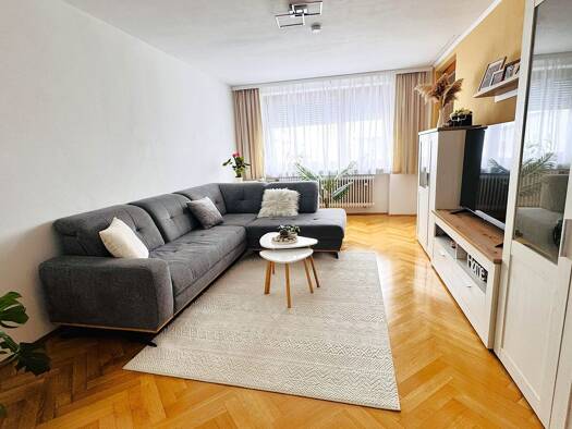 Wohnung zum Kauf 204.000 € 3 Zimmer 68 m² Geschoss 2/2 Kirschenstraße 11 Wolfgang Landshut 84032