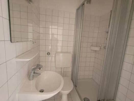 Wohnung zur Miete 510 € 2 Zimmer 55,4 m² Geschoss 2/4 frei ab sofort Burgunderstraße 41 Heerdt Stadtbezirk 4 40549