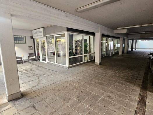 Laden zum Kauf 2.357 € 2 Zimmer 78 m² Verkaufsfläche Stadtgebiet Göppingen 73033