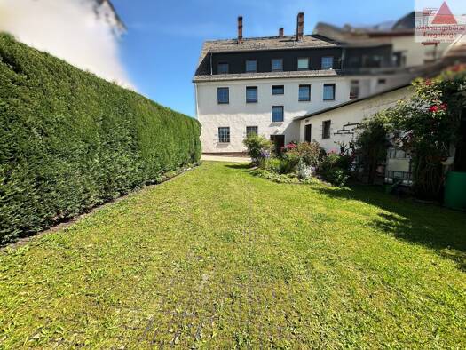 Haus zum Kauf 135.000 € 10 Zimmer 219 m² 475 m² Grundstück Hartenstein 08118