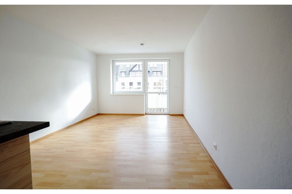 Wohnung zur Miete 232,27 € 1 Zimmer 27,4 m²<br/>Wohnfläche 4.<br/>Geschoss Dittesstraße 60 Neundorfer Vorstadt Plauen 08523