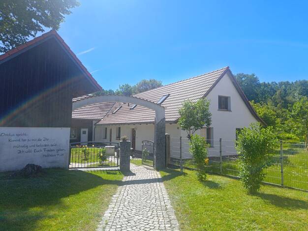 Haus zum Kauf 199.000 € 6 Zimmer 160 m² 3.200 m² Grundstück Hermsdorf/Spree Lohsa 02999