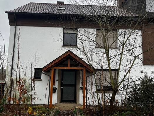 Doppelhaushälfte zum Kauf 229.000 € 7 Zimmer 159 m² 578 m² Grundstück St. Ingbert Sankt Ingbert 66386