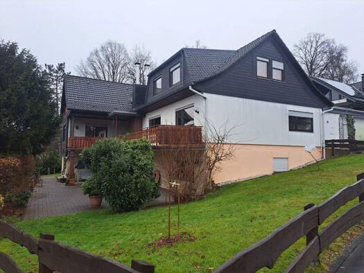 Wohnung zur Miete 1.360 € 5 Zimmer 170 m² frei ab sofort Kürten 51515