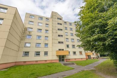 Wohnung zur Miete 719 € 3 Zimmer 82,8 m² 5. Geschoss frei ab 18.08.2025 Süderholm 56 Harrislee Harrislee 24955