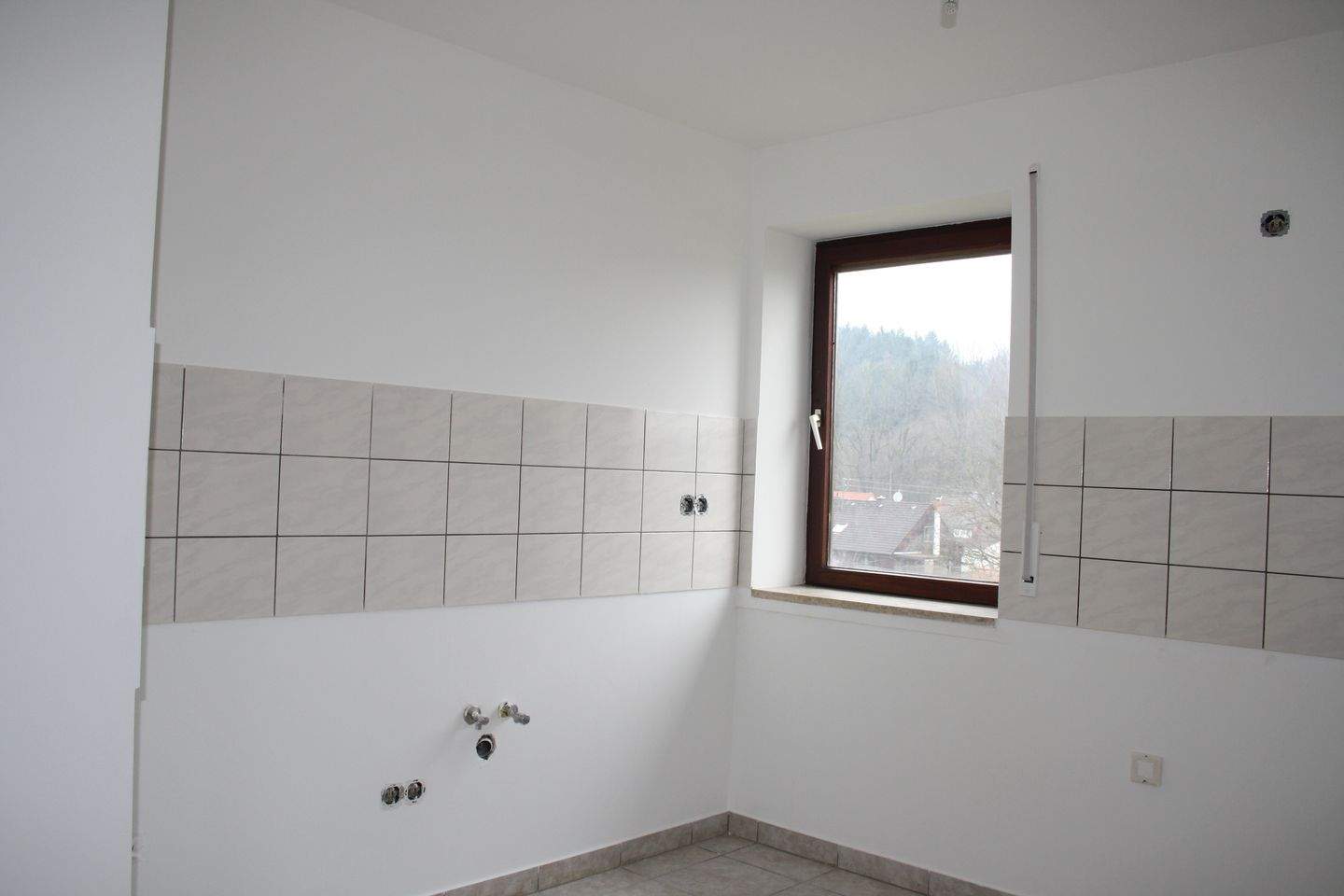 Immobilie in Diedorf - Erdgeschoßwohnung mit Balkon? - Bild 2